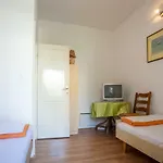 Apartment A4, Private Terrace Wi-Fi